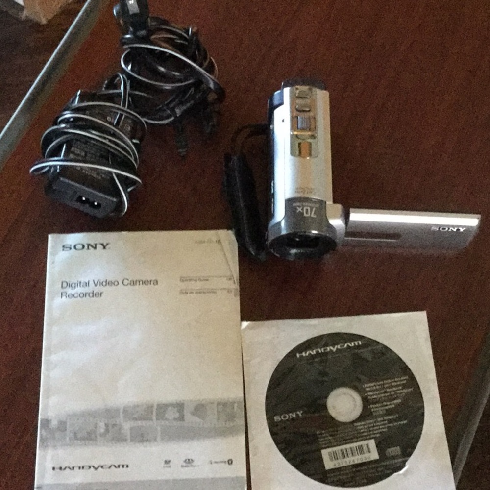 Sony Digital HandyCam - Picture 4 of 8